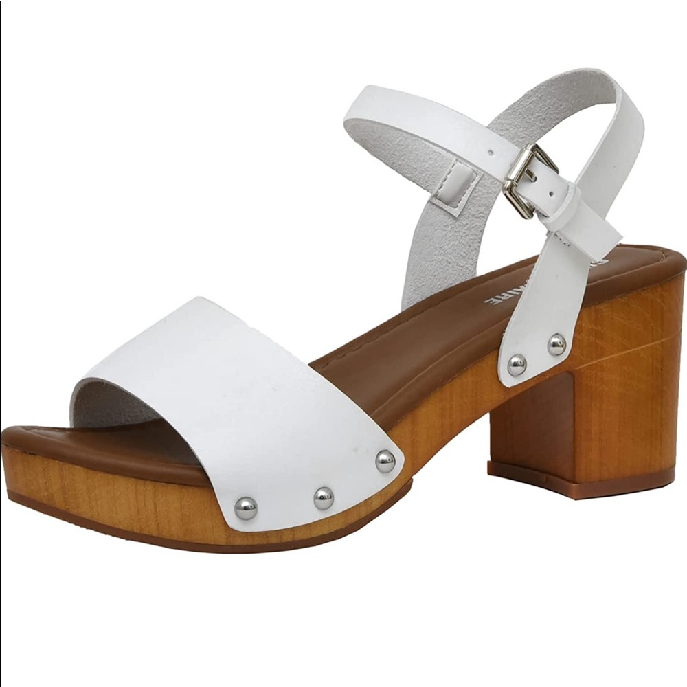 📦 SALE | CUSHIONAIRE | Sloan Faux Wood Sandal